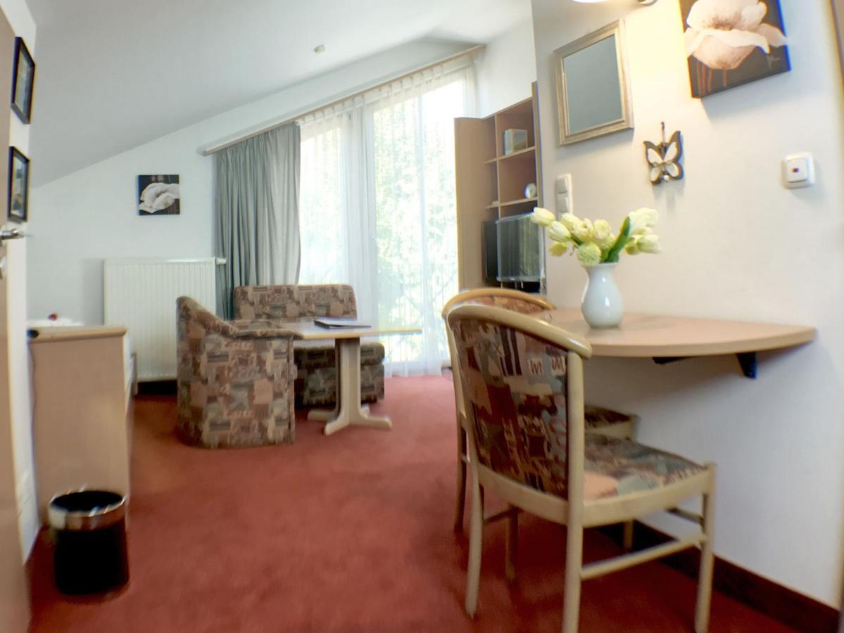 Appartement-Hotel Sibyllenbad Neualbenreuth Εξωτερικό φωτογραφία