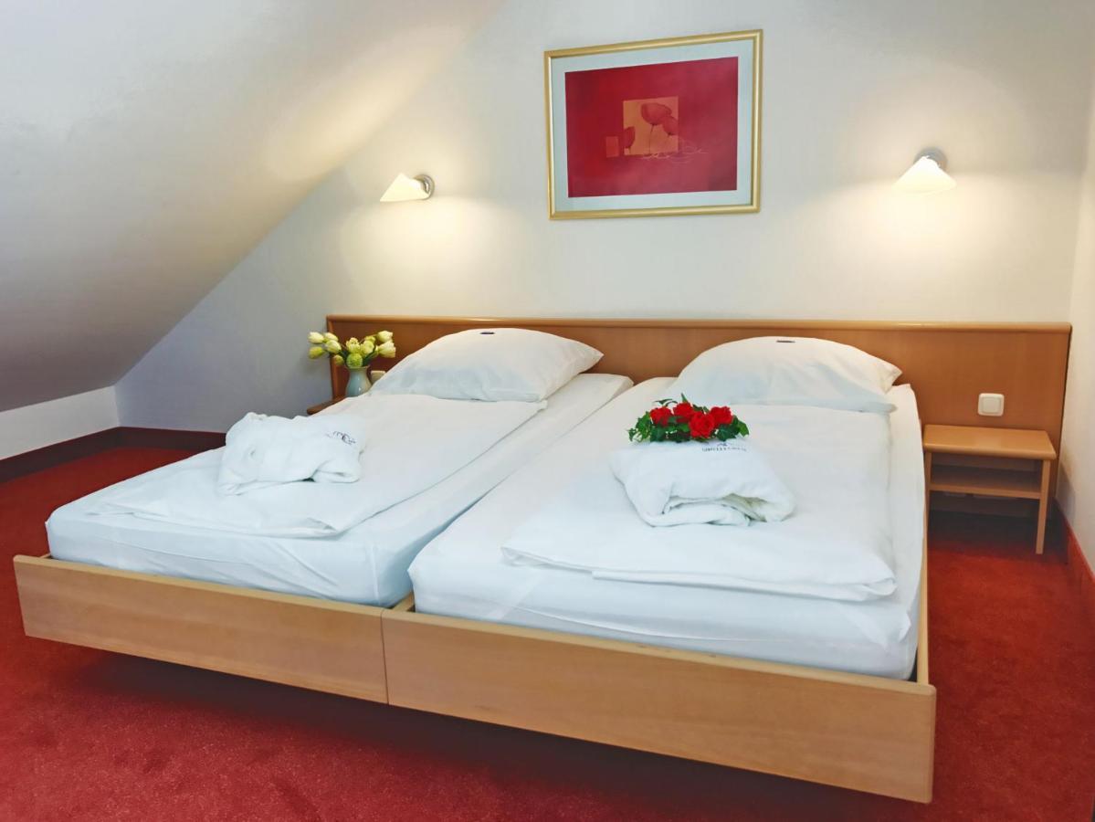 Appartement-Hotel Sibyllenbad Neualbenreuth Εξωτερικό φωτογραφία